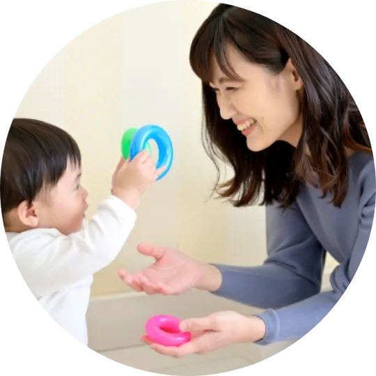 >家庭療法と赤ちゃんカフェのお家。家庭療法は子どもへの関わり方、心の捉え方を一緒に考える機会を持って、一緒に暮らせるよう支援します。